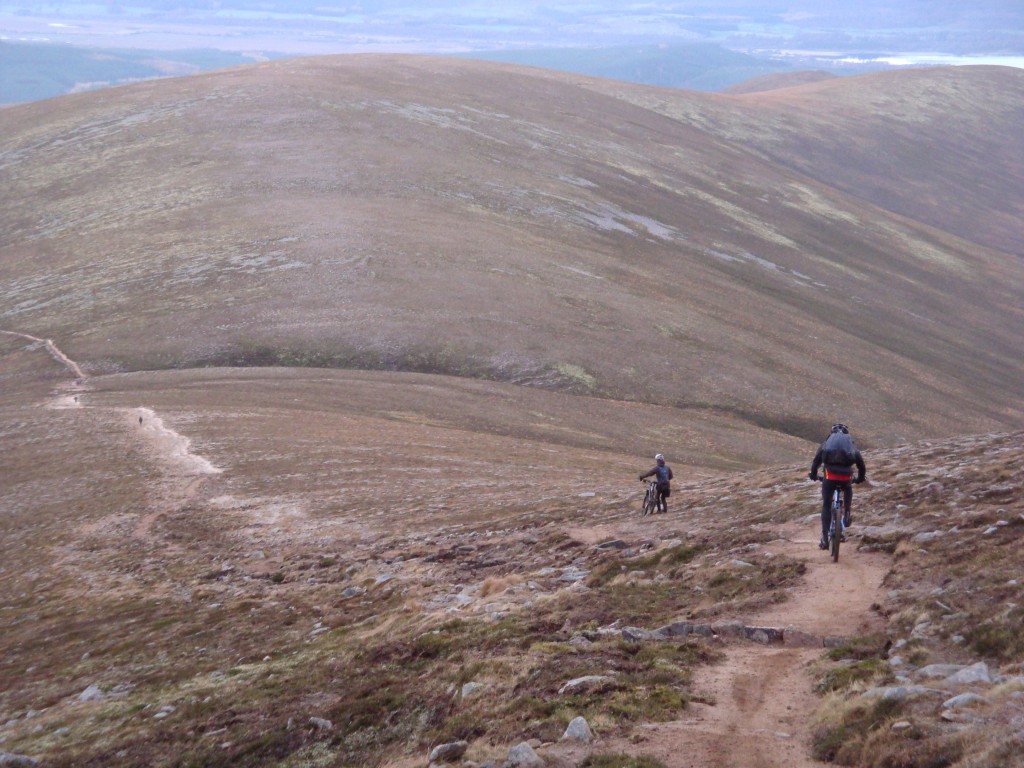 Carn Ban Mor Descent