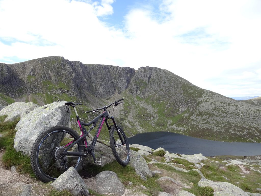 Lochnagar (+ hire bike)